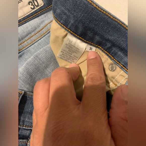 Rag & Bone jeans size 30. High rise ankle skinny. Stretchy, raw hem. Med wash - Picture 6 of 10